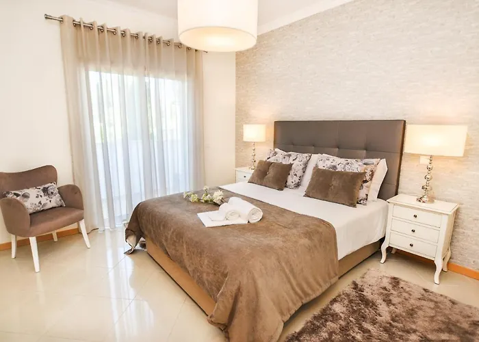 Encosta Da Orada By Ocvillas אלבופיירה